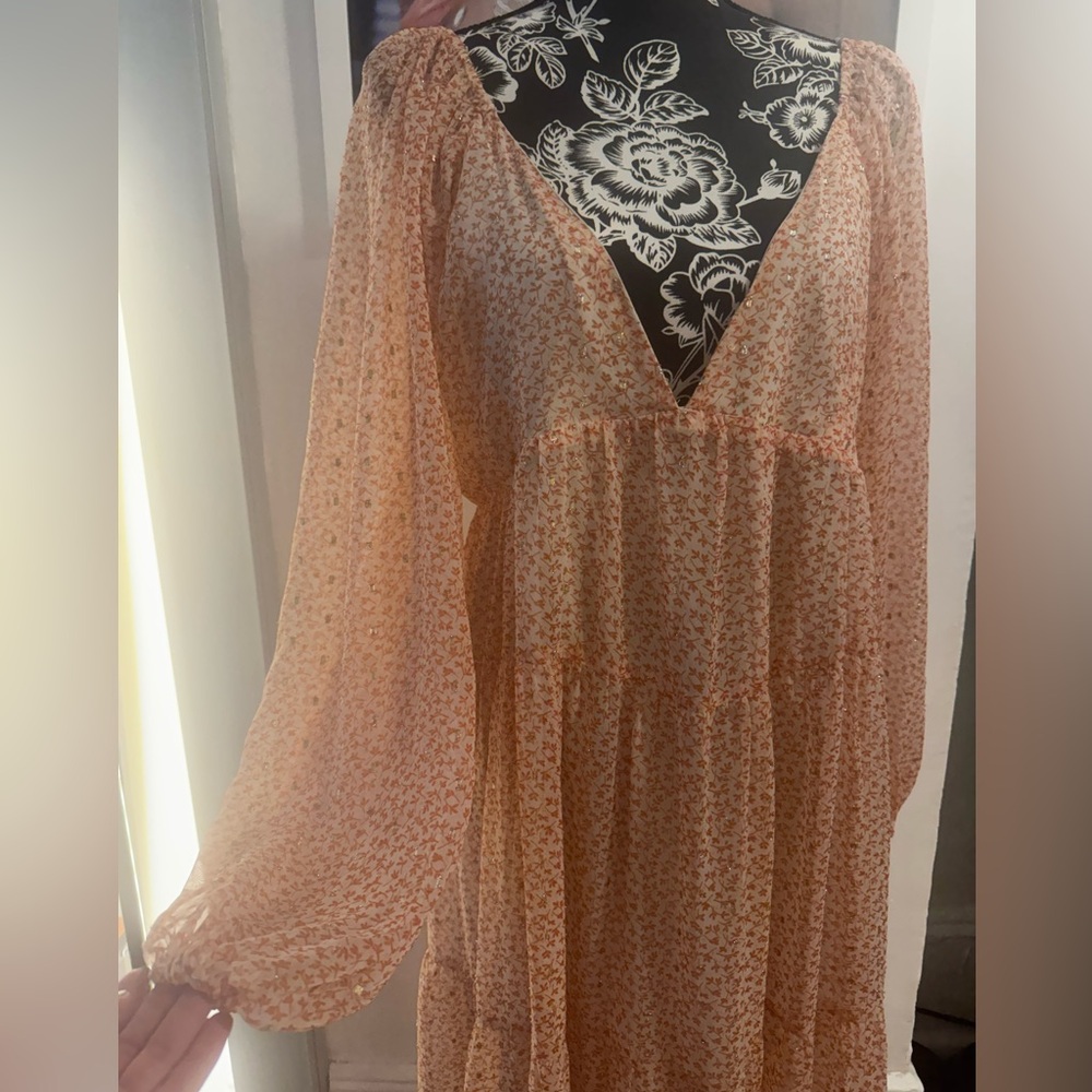 ASOS Floral Maxi Dress in Peach - Picture 2 of 5
